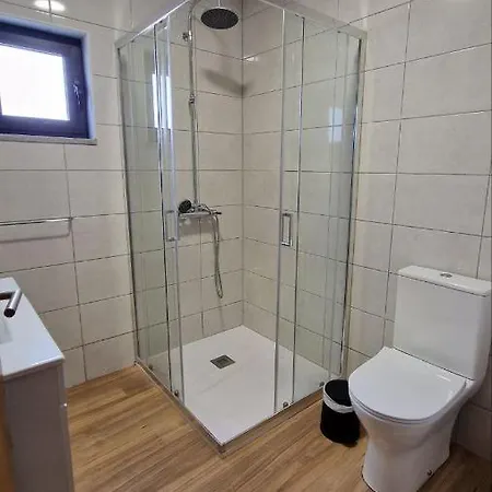 Casas Do Bernardo * Ferral